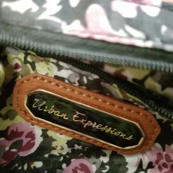 Urban Expressions Vegan Leather crossbody / clutch - Picture 3 of 5